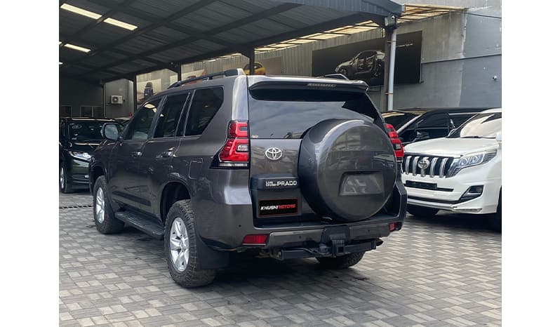 2018 Toyota Land Cruiser Prado image-4