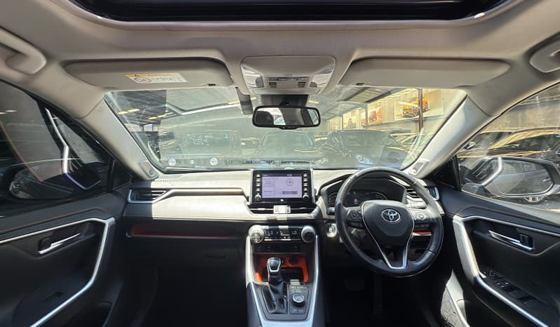 2019 Toyota RAV4 image-8