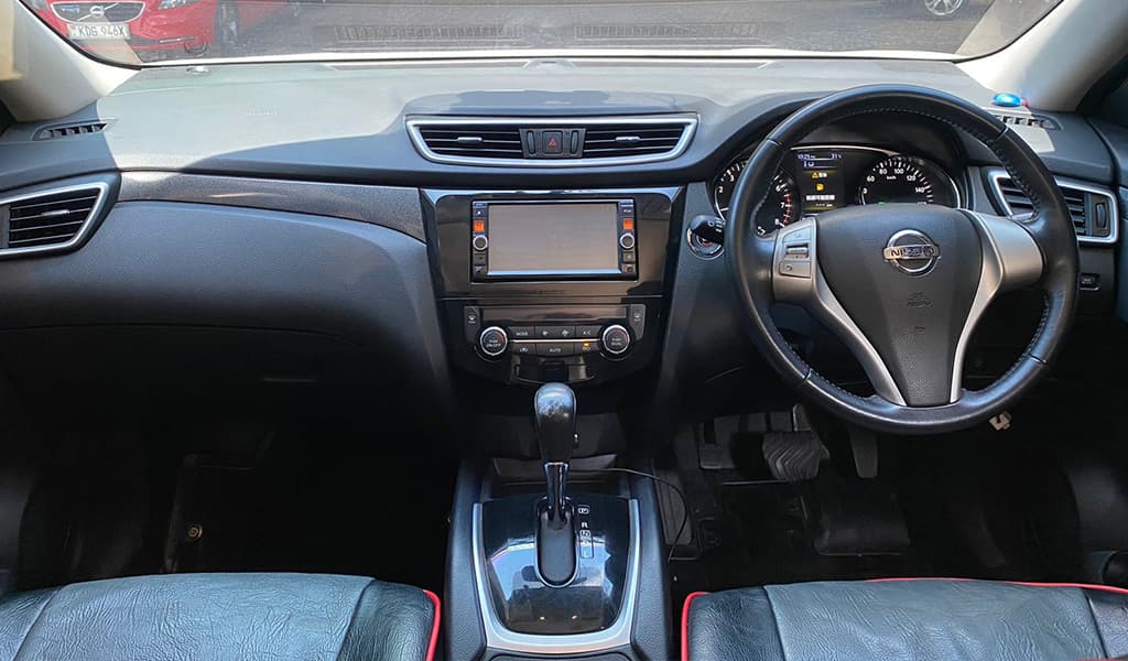 2015 Nissan Xtrail image-6