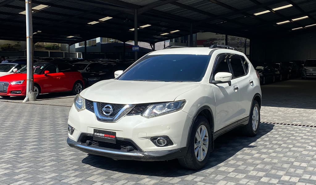 2015 Nissan Xtrail image-9