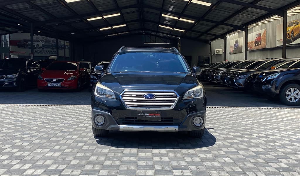 2015 Subaru Outback image-1