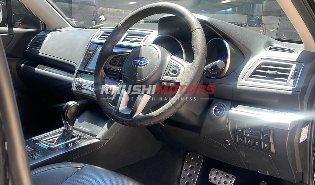2015 Subaru Outback image-6