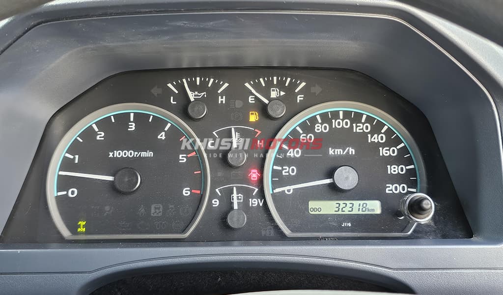2017 Toyota Land Cruiser image-10