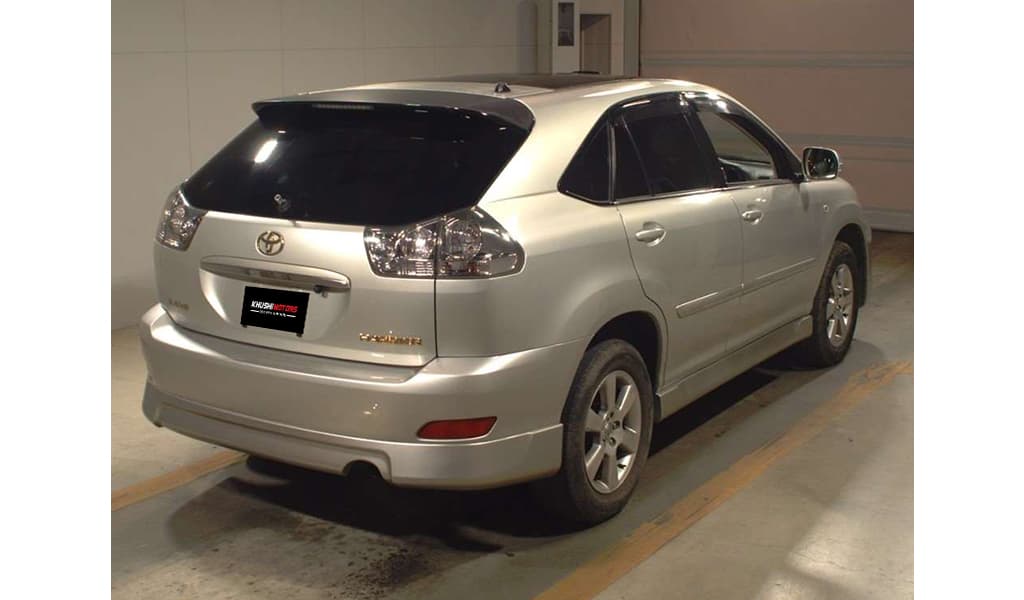 2004 Toyota Harrier image-5