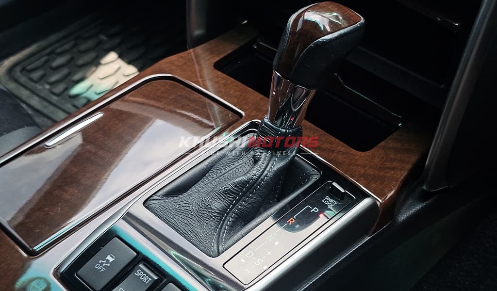 2016 Toyota Mark X image-14