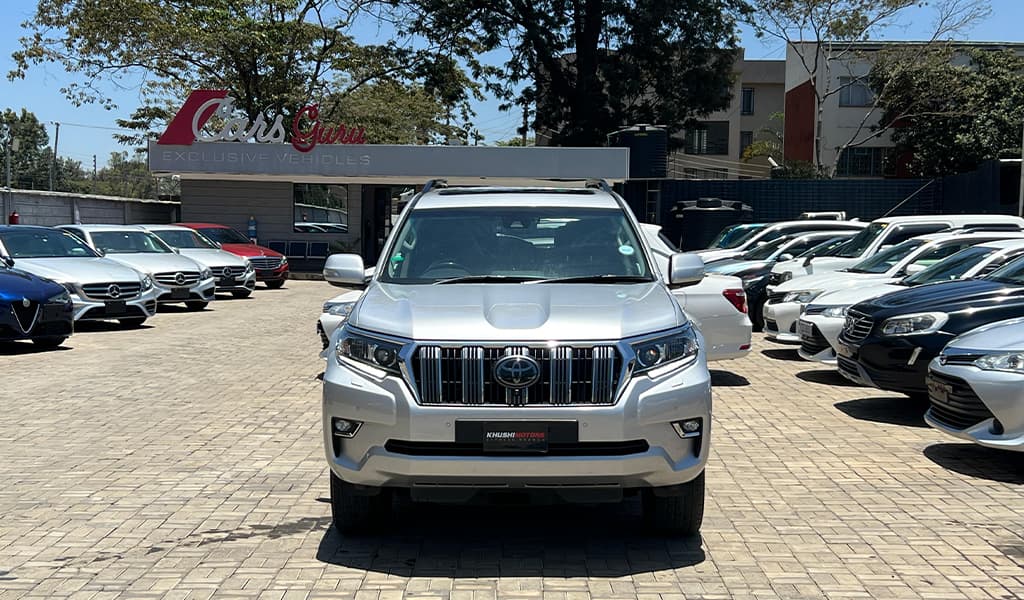 2018 Toyota Land Cruiser Prado image-2