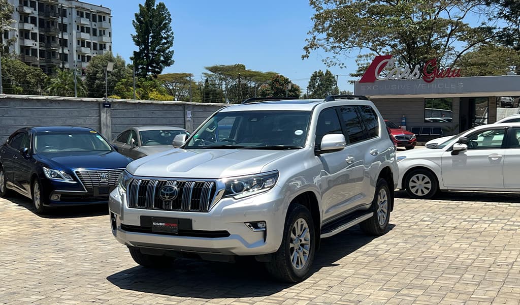 2018 Toyota Land Cruiser Prado image-3