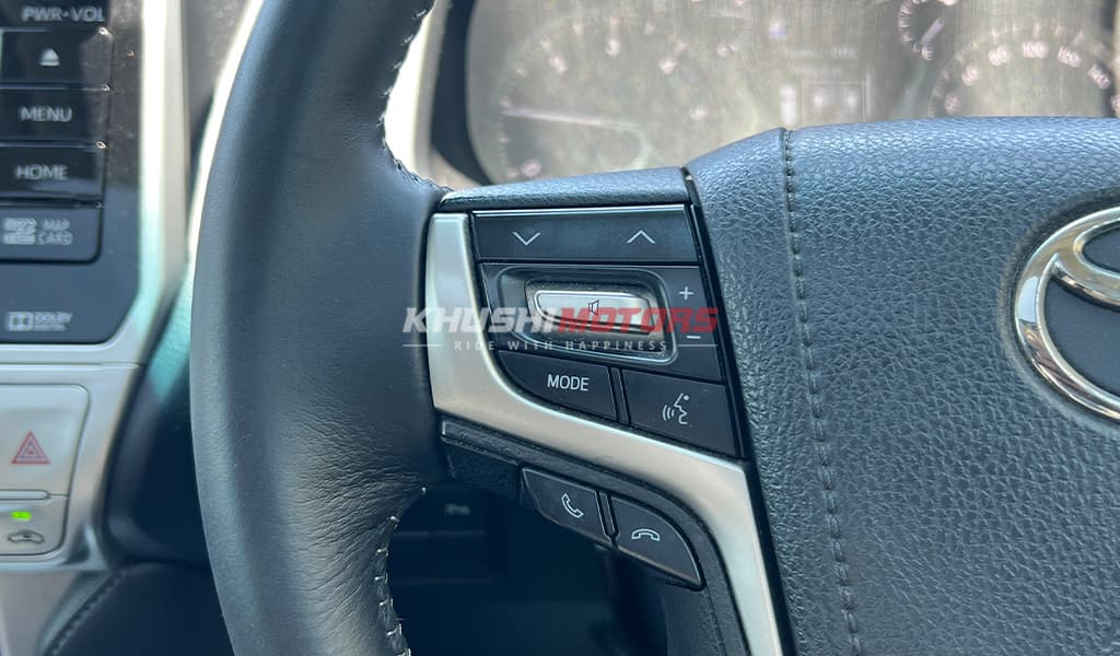 2018 Toyota Land Cruiser Prado image-9