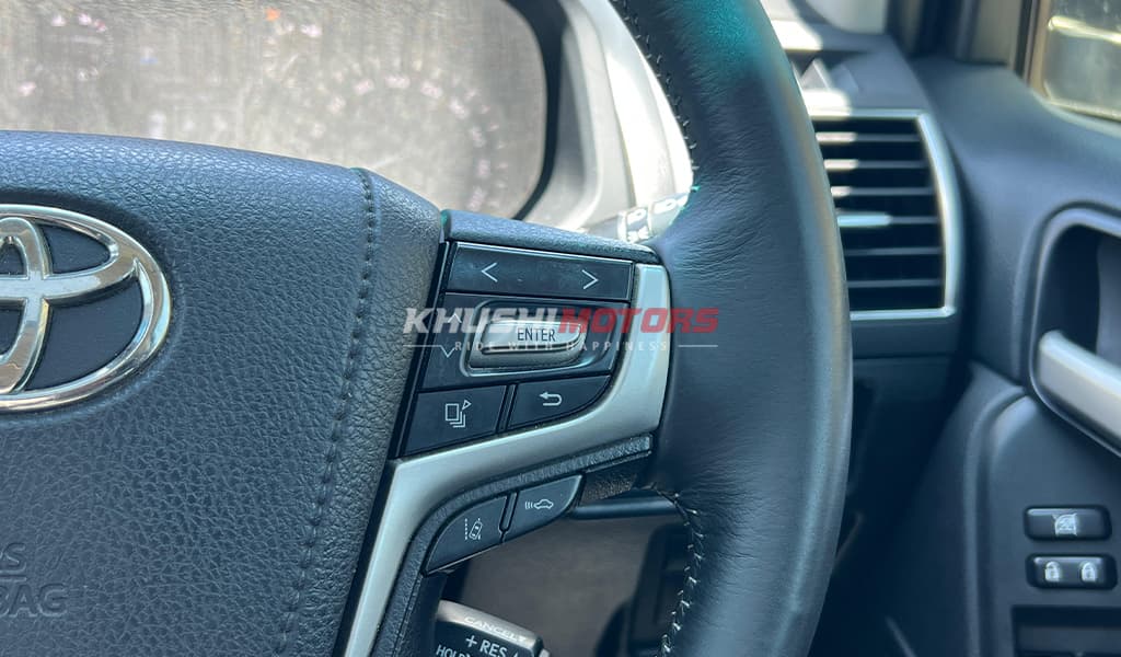 2018 Toyota Land Cruiser Prado image-11