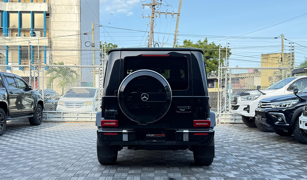 2018 Mercedes-Benz G350d image-5