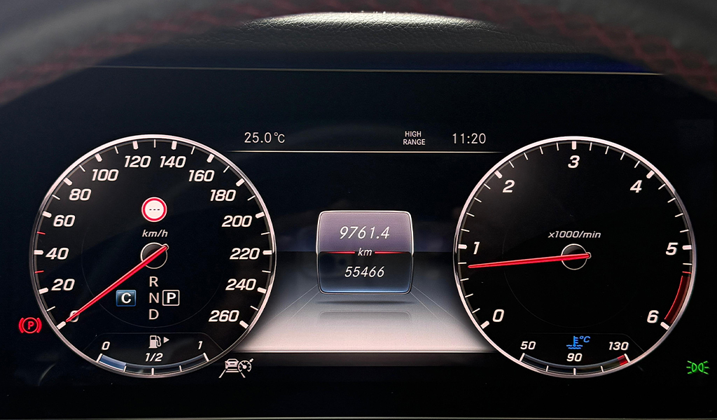 2018 Mercedes-Benz G350d image-10