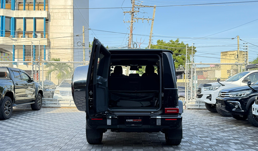 2018 Mercedes-Benz G350d image-17