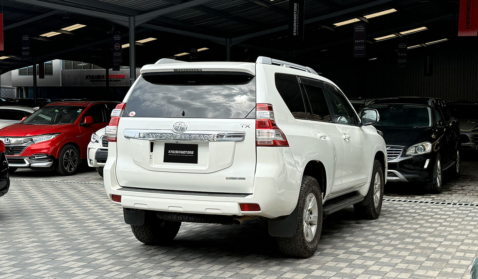 2015 Toyota Land Cruiser Prado image-6