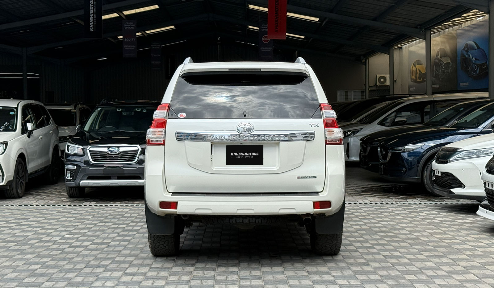 2015 Toyota Land Cruiser Prado image-7