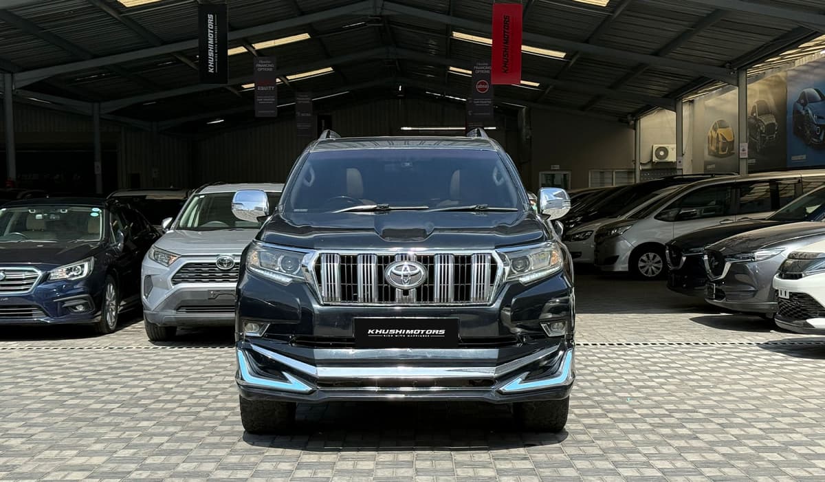 2013 Toyota Land Cruiser Prado image-2