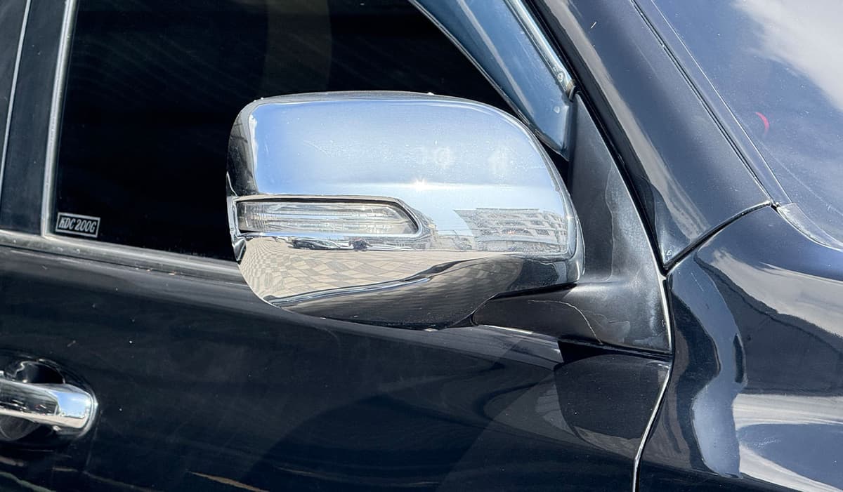 2013 Toyota Land Cruiser Prado image-13