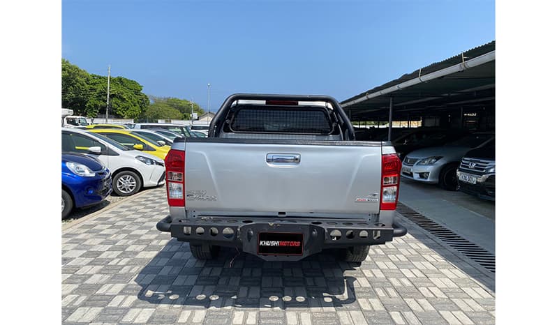 2016 Isuzu D MAX image-5