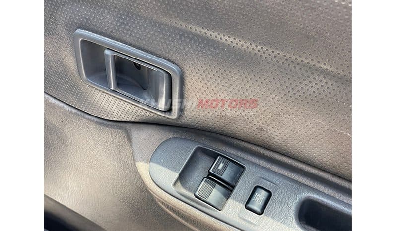 2012 Nissan Vanette image-7