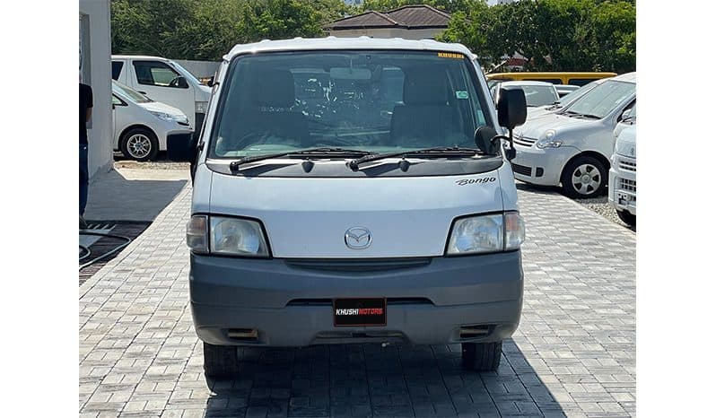 2013 Mazda Bongo image-1