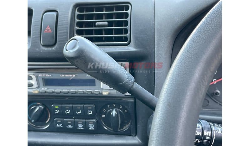 2013 Mazda Bongo image-7