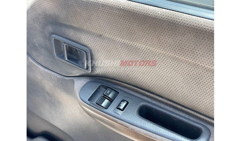 2012 Mazda Bongo image-7