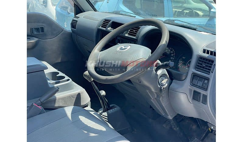 2012 Mazda Bongo image-8