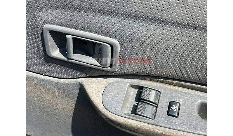 2014 Mazda Bongo image-6