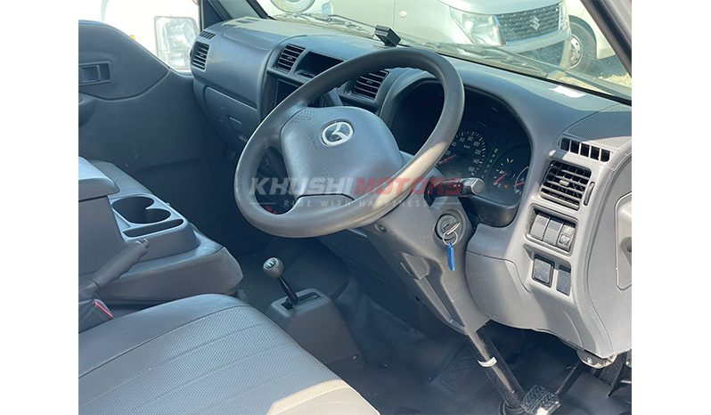 2014 Mazda Bongo image-7