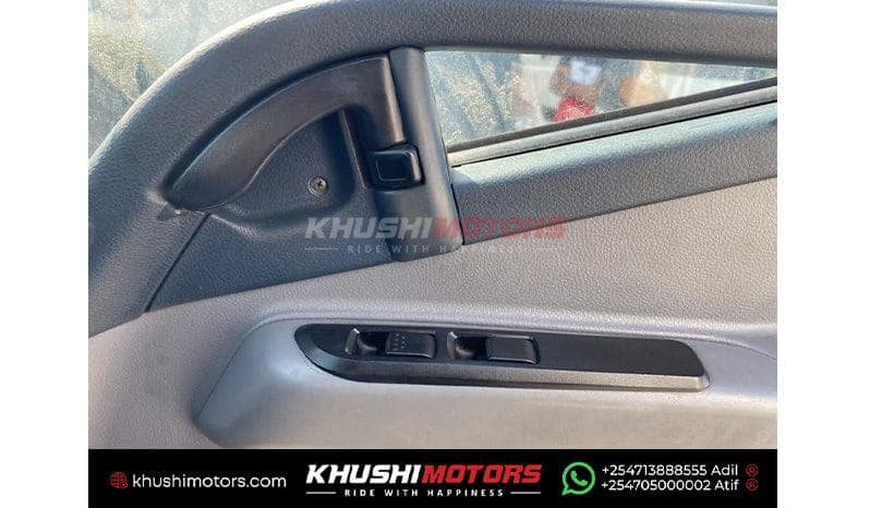 2014 Mitsubishi Fuso image-5
