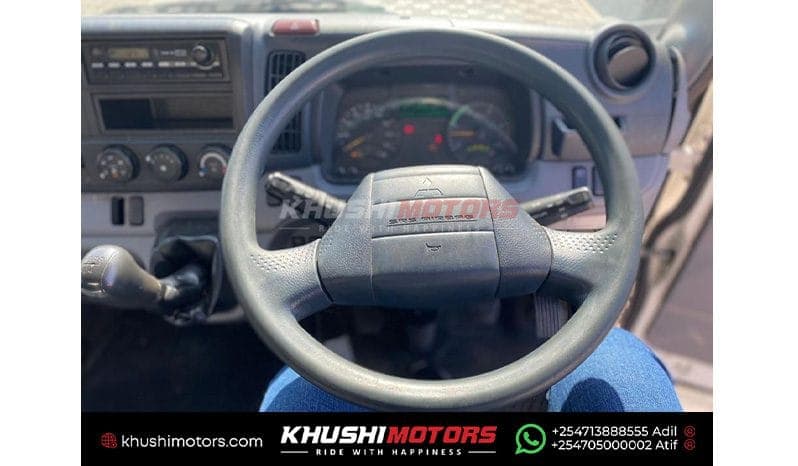 2014 Mitsubishi Fuso image-10