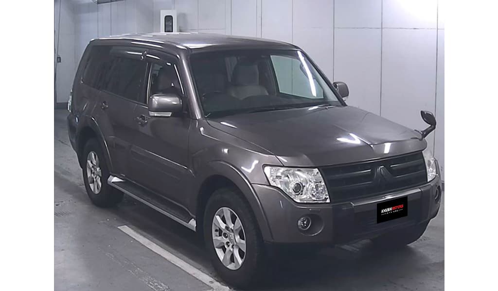 2009 Mitsubishi Pajero image-6