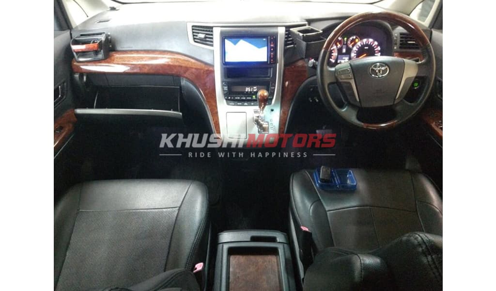 2010 Toyota Alphard image-6
