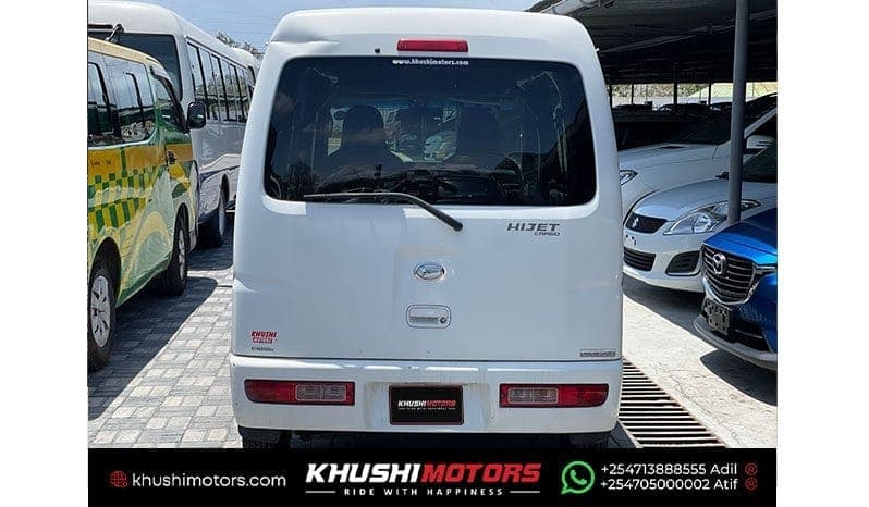 2014 Daihatsu Hijet image-2