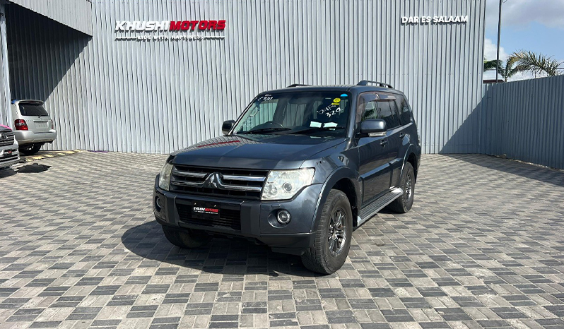 2007 Mitsubishi Pajero image-8