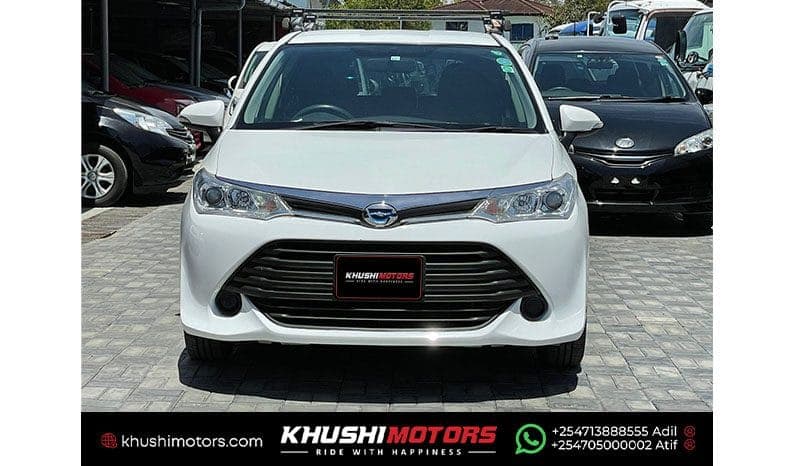 2015 Toyota Fielder image-1
