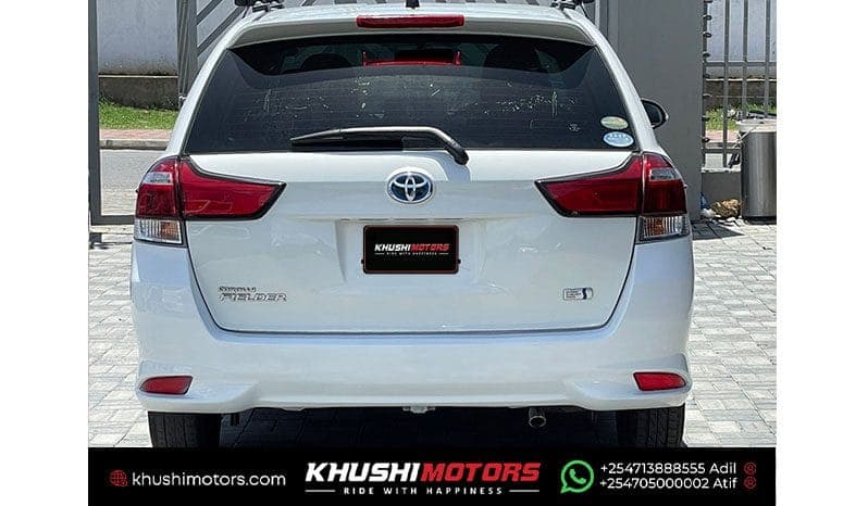 2015 Toyota Fielder image-3