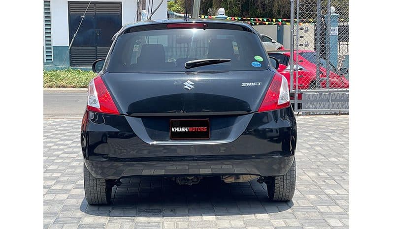 2015 Suzuki Swift image-3