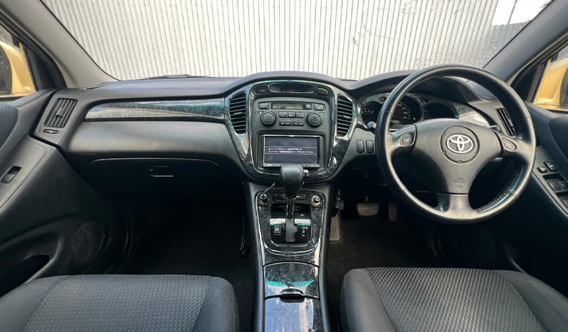 2002 Toyota Kluger image-13