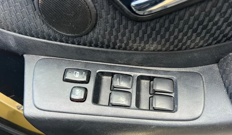 2002 Toyota Kluger image-14