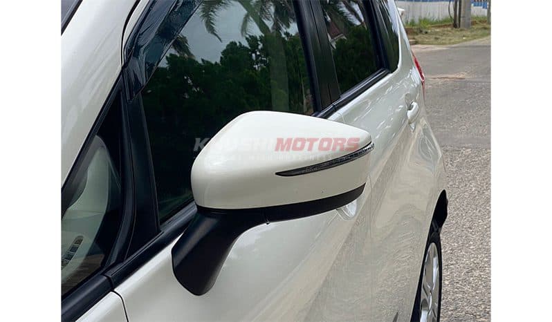 2016 Nissan Note image-8