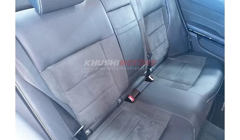 2016 Mercedes-Benz E220 image-5