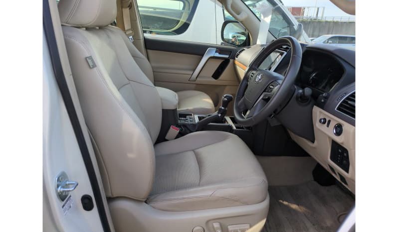 2019 Toyota Land Cruiser Prado TX-L image-5