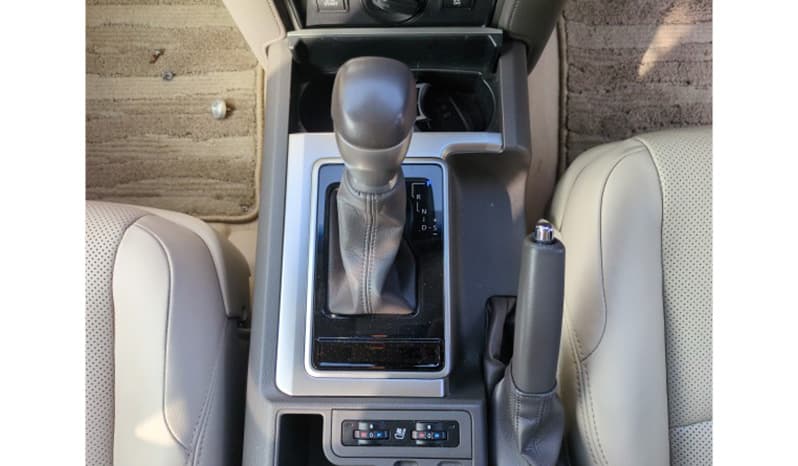 2019 Toyota Land Cruiser Prado TX-L image-8