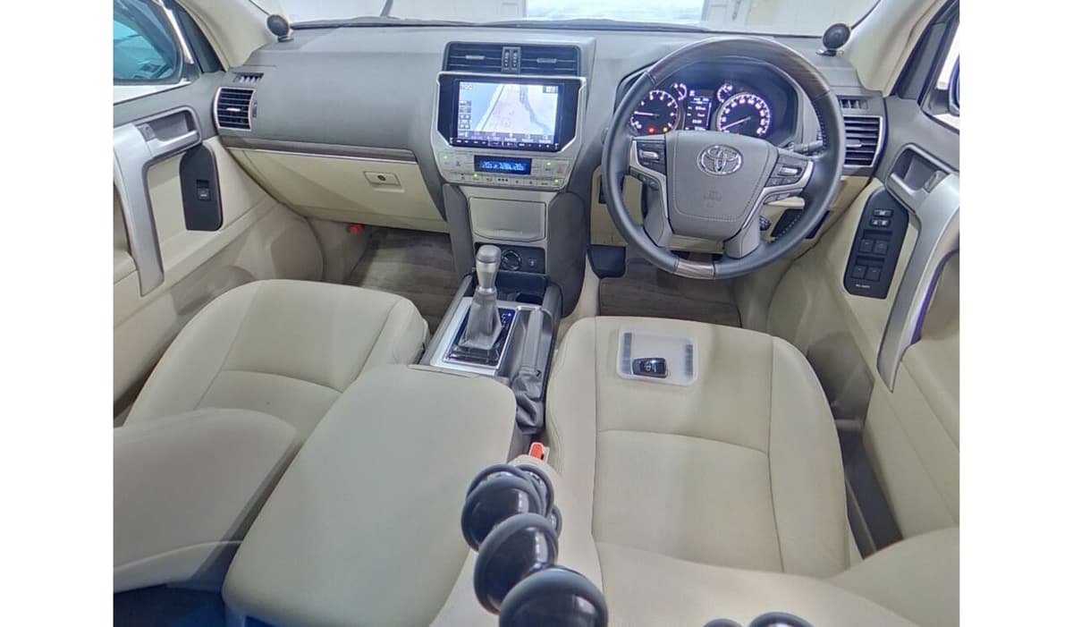 2019 Toyota Land Cruiser Prado TX-L image-2