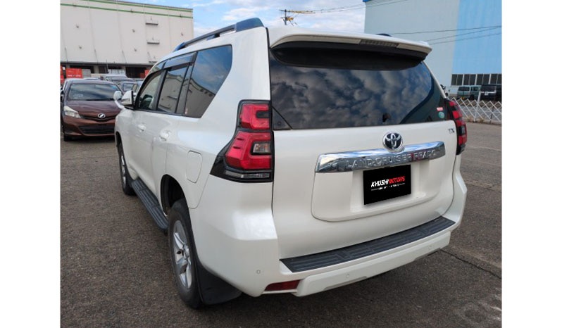 2018 Toyota Land Cruiser Prado TX image-3