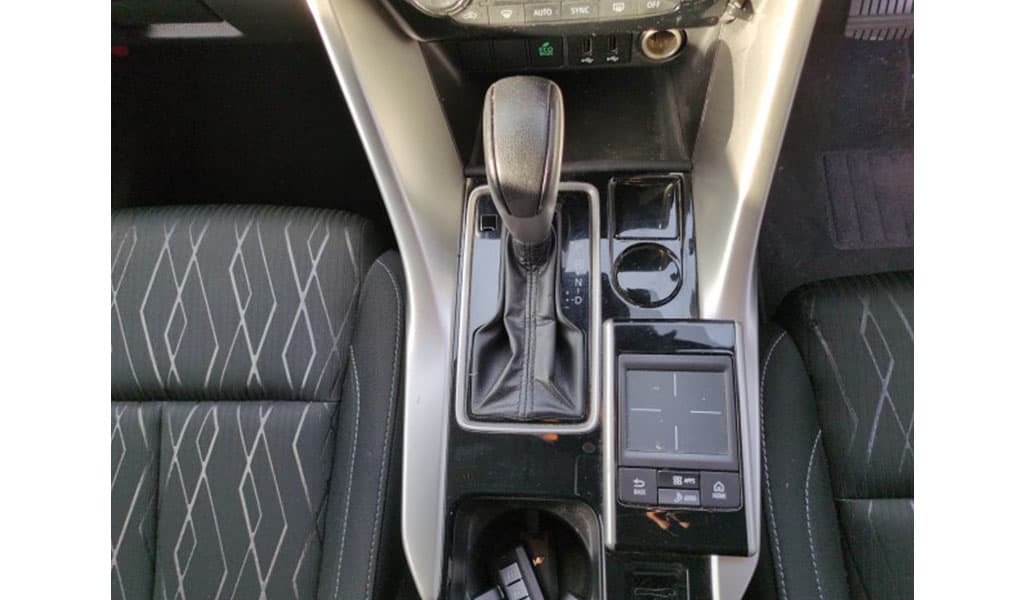 2018 Mitsubishi Eclipse Cross G Plus Package image-2