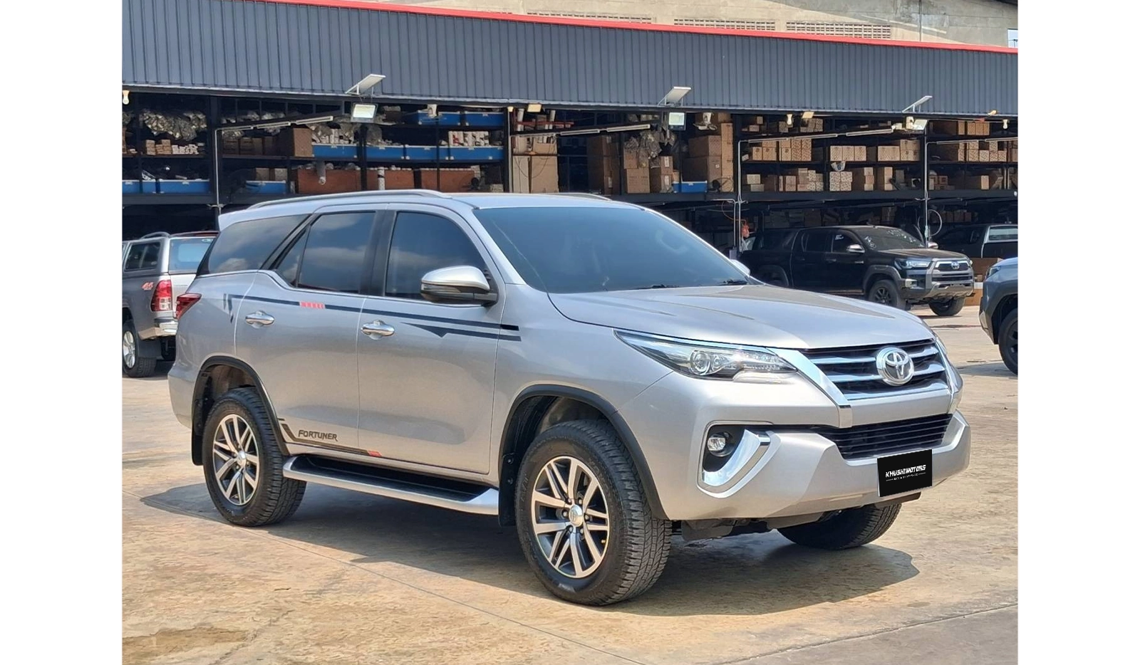2019 Toyota Fortuner image-1