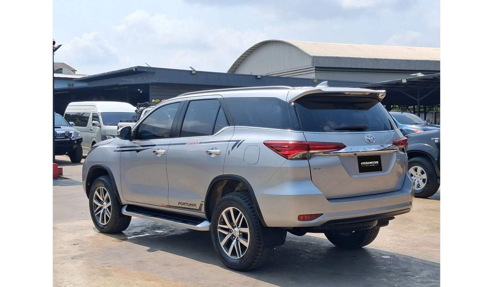 2019 Toyota Fortuner image-3