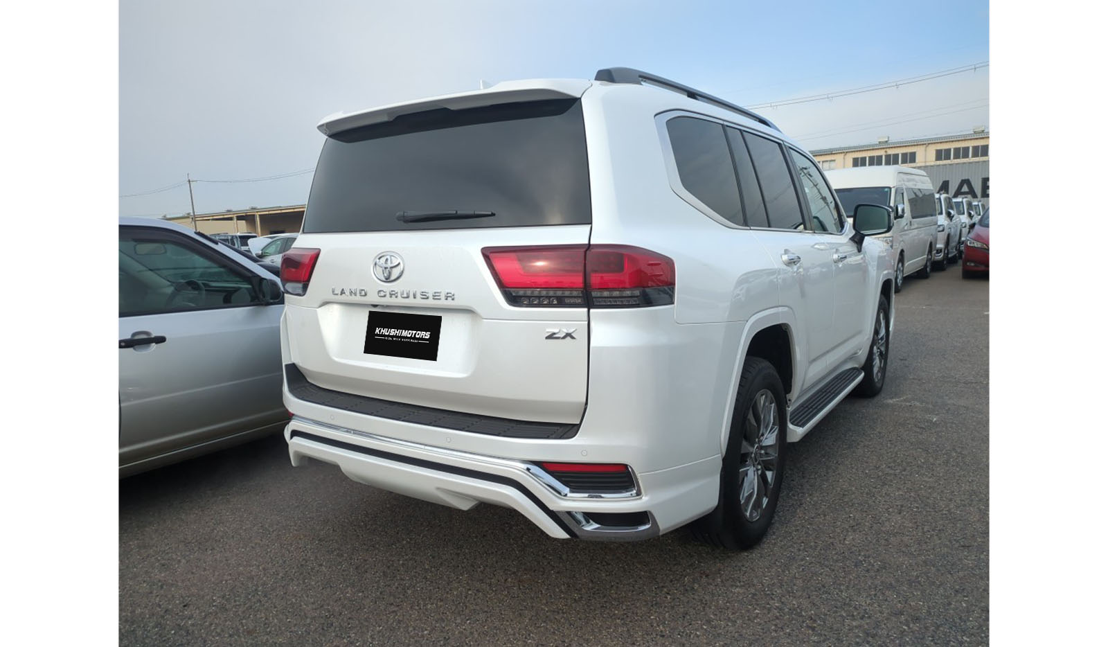 2023 Toyota Land Cruiser 300 ZX image-4