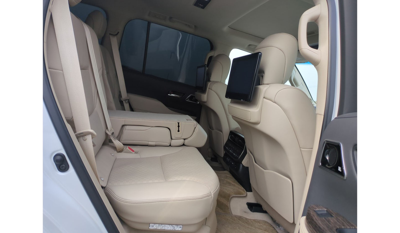 2023 Toyota Land Cruiser 300 ZX image-8